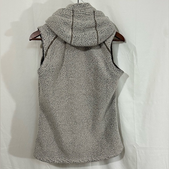 KÜHL Women’s Sherpa Fleece Vest Size Small Hooded Full Zip Beige Taupe Outdoor - Picture 3 of 7